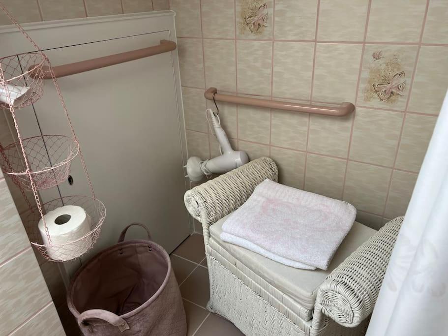 Gemuetliches Apartment Fuer Messe, Job & Kurzurlaub Im Gruenen, Naehe Duesseldorf Meerbusch Εξωτερικό φωτογραφία